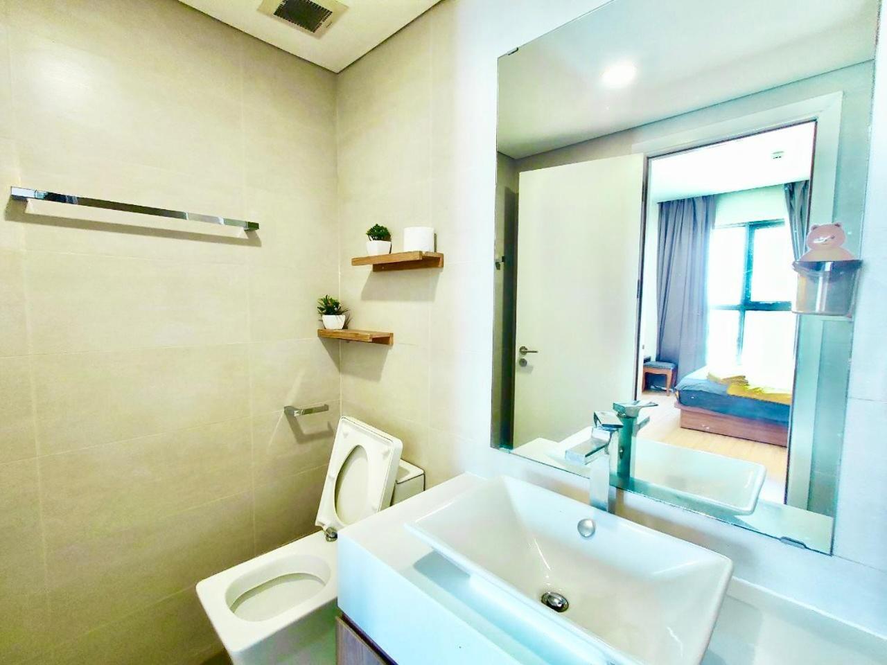 Premier Aparts - Soho Residence, Central, 10mins To Benthanh Market, Buivien Street * TP. Hồ Chí Minh